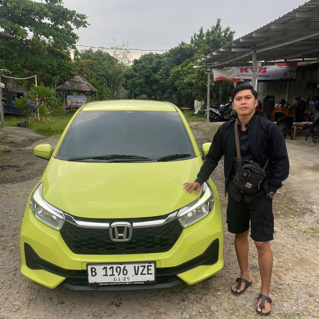 Sewa Mobil Lombok Lepas Kunci